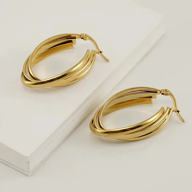 WOMEN EARRINGS GOLD