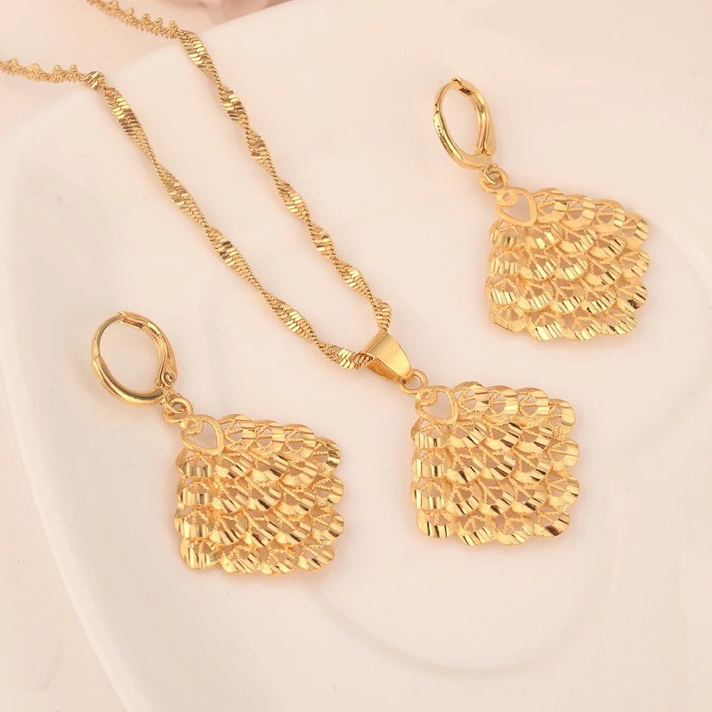 WOMEN NECKLACE SET SMALL