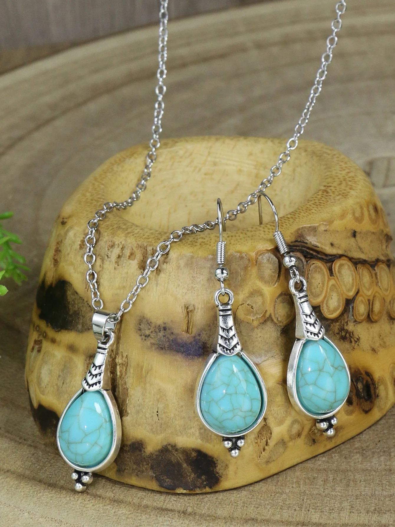WOMEN NECKLACE SET SILVER