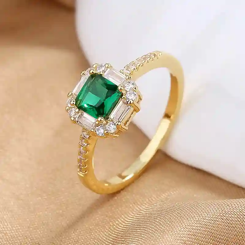 WOMEN RING GOLD